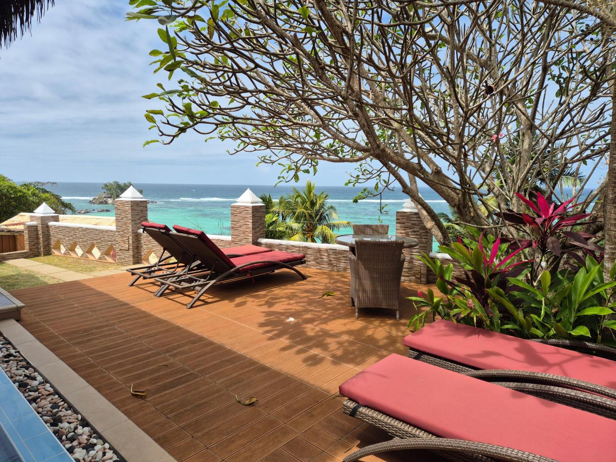 Au Fond De Mer View Anse Royale Exteriör bild