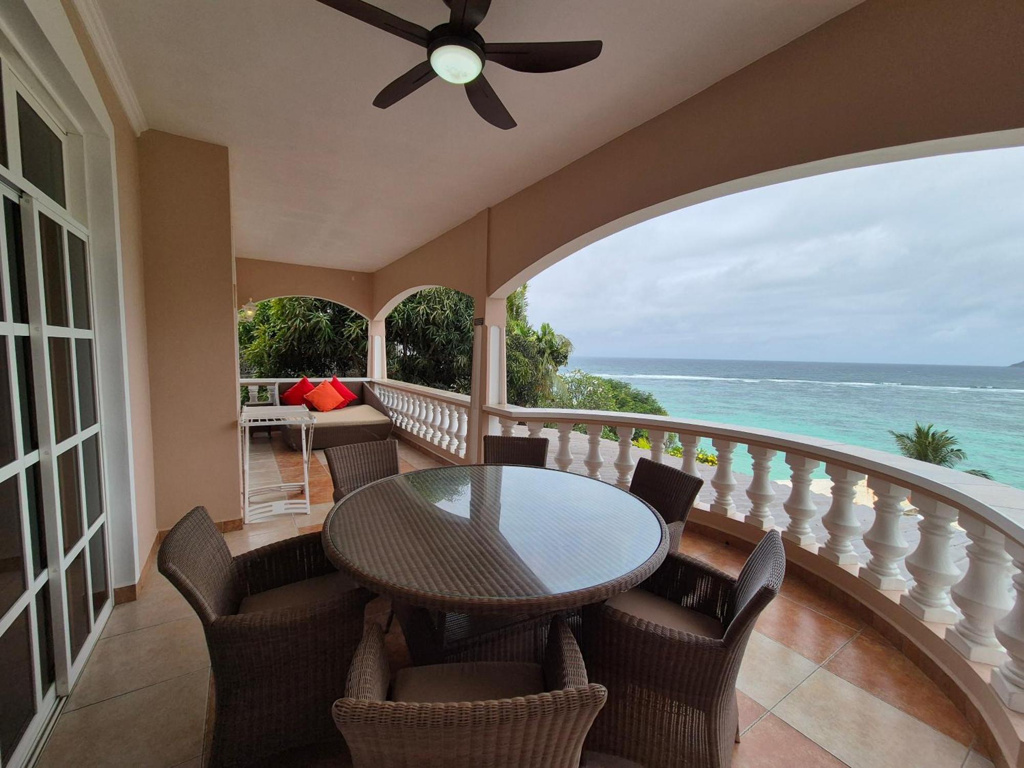 Au Fond De Mer View Anse Royale Exteriör bild